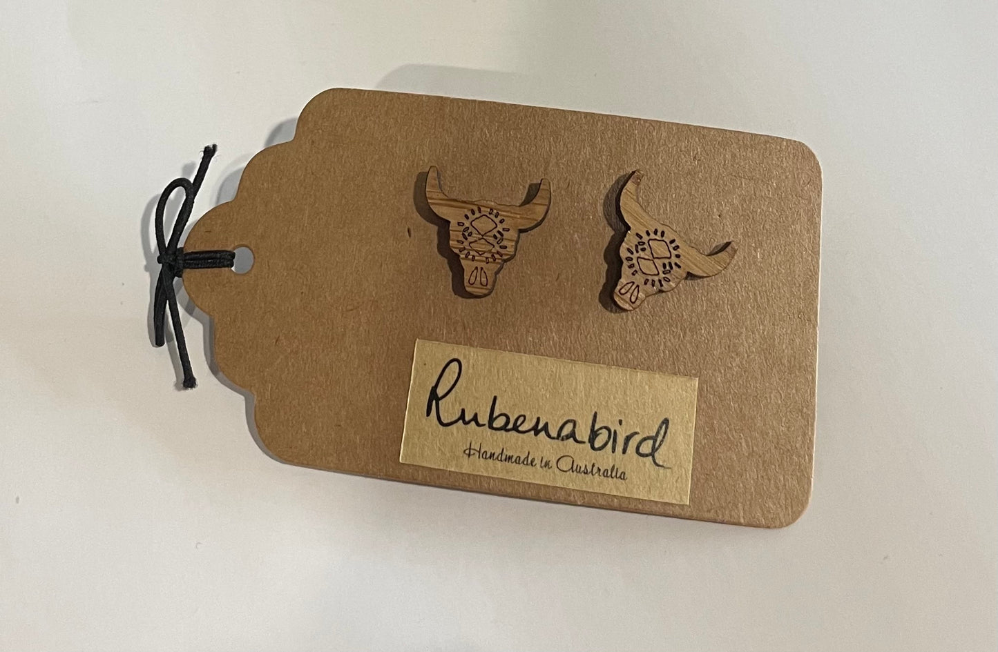 Rubenabird Bull Horns Studs